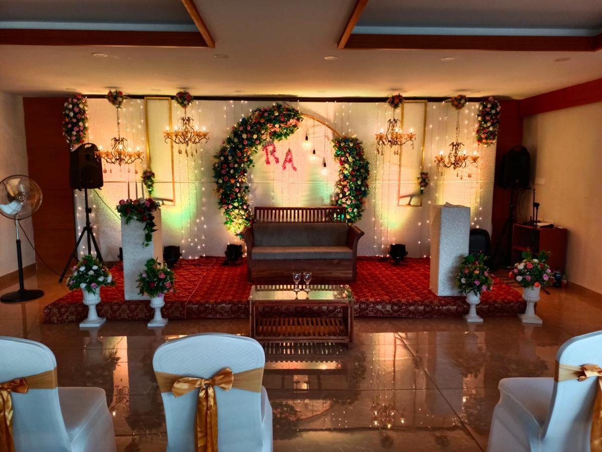 River Terrace Resort&Spa Kochi Exterior photo